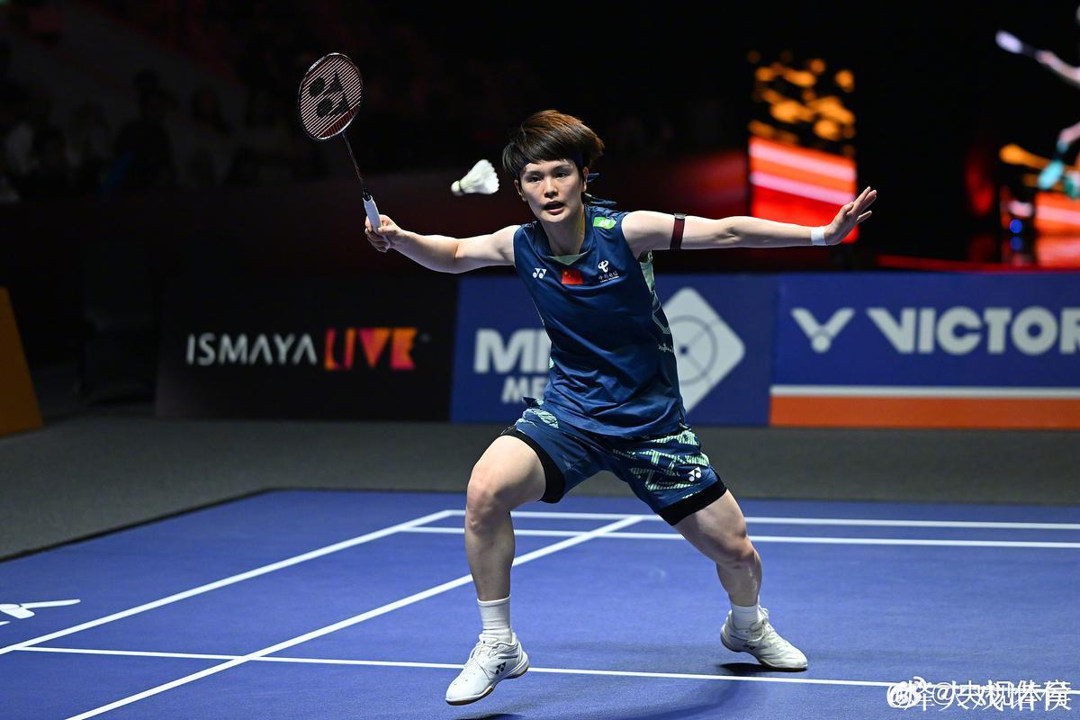 世界羽联总决赛:王祉怡不敌安洗莹,摘得女单亚军 世界羽联总决赛:王祉怡不敌安洗莹,摘得女单亚军