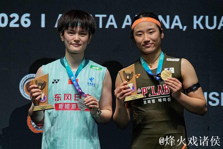 世界羽联总决赛:王祉怡不敌安洗莹,摘得女单亚军 世界羽联总决赛:王祉怡不敌安洗莹,摘得女单亚军