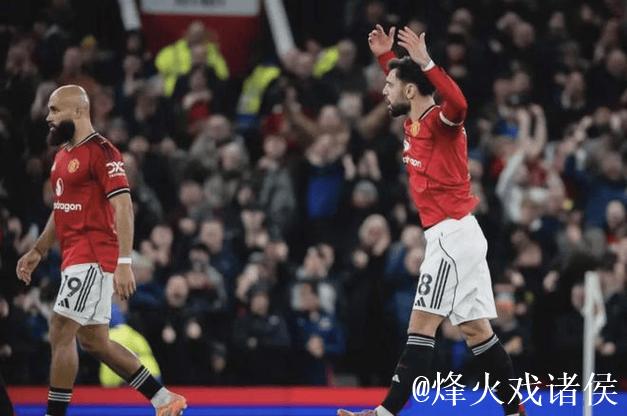 英超绝平！狂轰8球！主场又丢分，曼联主帅创下队史最低